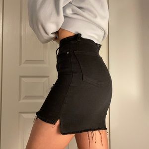 Black like new Denim skirt